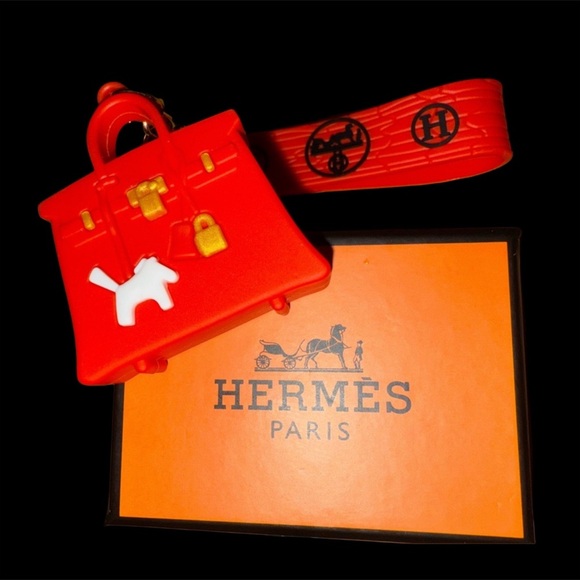 Bougie Mini Handbag Keychain with Box! and Lanyard! - Picture 1 of 3